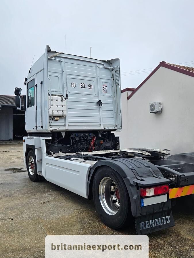 RENAULT Magnum 480 DXI | Automatic | Retarder | Volvo DXI13 Engine | - Тягач: фото 3 RENAULT Magnum 480 DXI | Automatic | Retarder | Volvo DXI13 Engine | - Тягач: фото 3