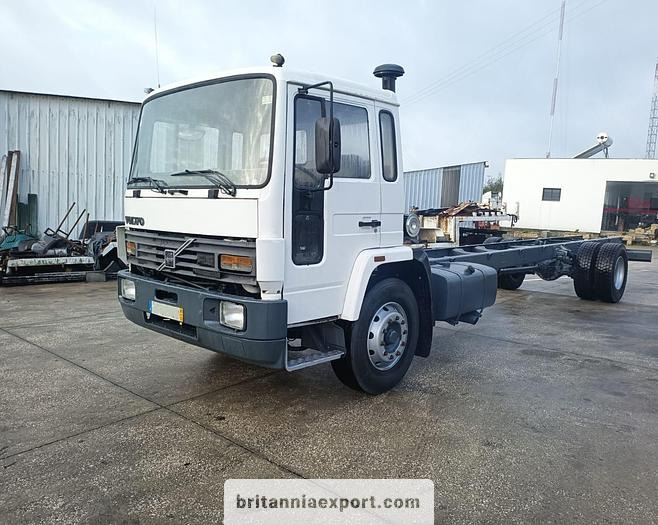 VOLVO FL619 Intercooler | Manual Pump | 19 Ton | On 10 Studs | Full Springs Suspension | - Грузовик-шасси: фото 2 VOLVO FL619 Intercooler | Manual Pump | 19 Ton | On 10 Studs | Full Springs Suspension | - Грузовик-шасси: фото 2