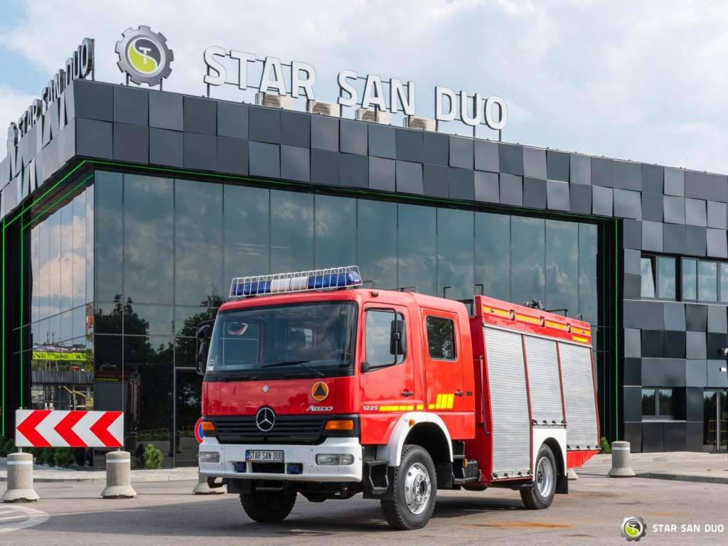 Mercedes-Benz 4x4 ATEGO 1225 CNBOP Fire Brigade - Грузовик: фото 1 Mercedes-Benz 4x4 ATEGO 1225 CNBOP Fire Brigade - Грузовик: фото 1