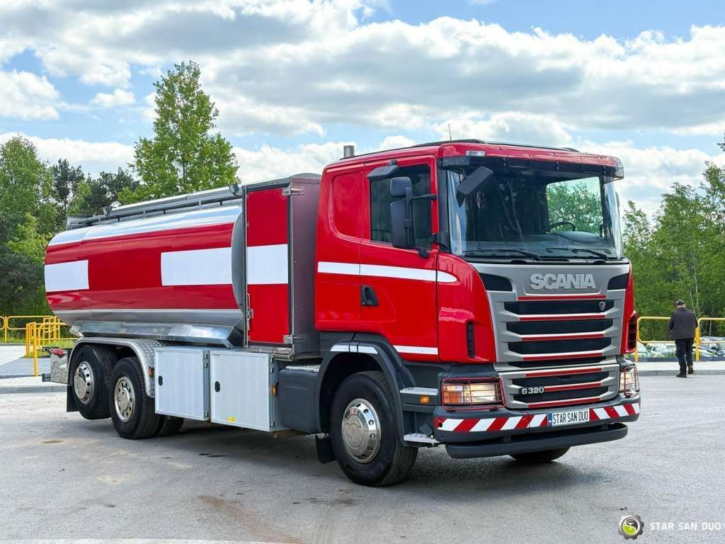 Грузовик Scania  D 320 FIRE BRIGADE Tank 12,000 Litres: фото 24