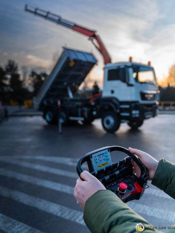 MAN 6x6 TGS 26.360 PALFINGER PK 18002 Kipper KRAN - Автоманипулятор, Самосвал: фото 2 MAN 6x6 TGS 26.360 PALFINGER PK 18002 Kipper KRAN - Автоманипулятор, Самосвал: фото 2