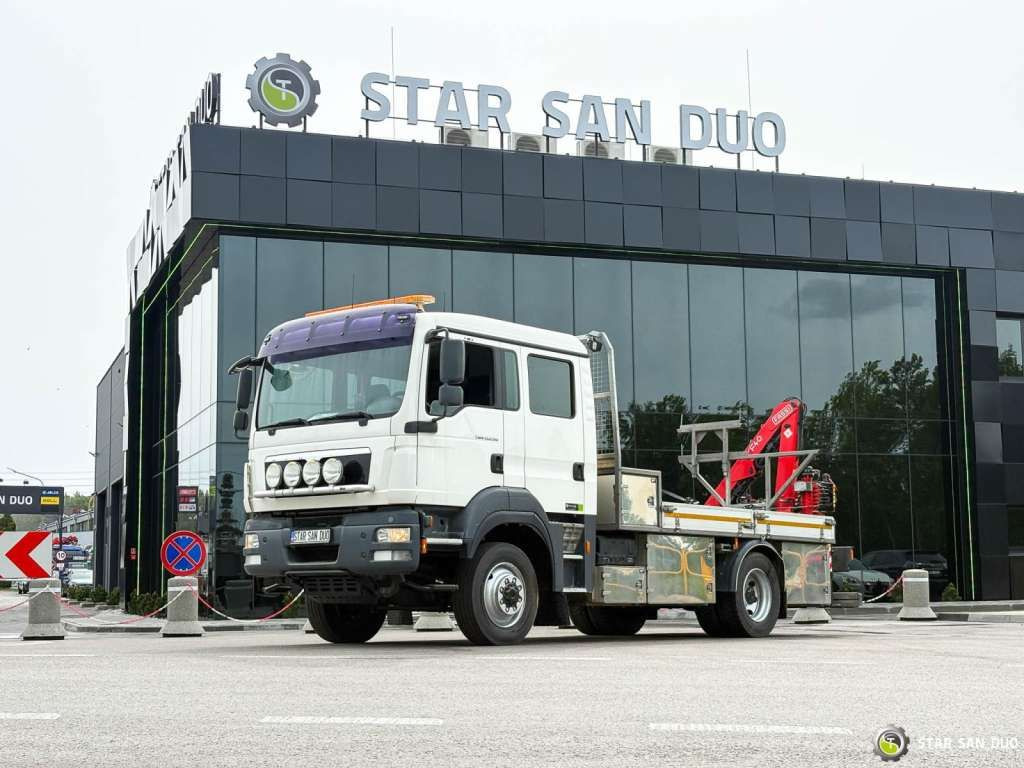 MAN TGM 13.290 4x4 FASSI F40B22 Crane Camper DOKA - Автоманипулятор: фото 2 MAN TGM 13.290 4x4 FASSI F40B22 Crane Camper DOKA - Автоманипулятор: фото 2