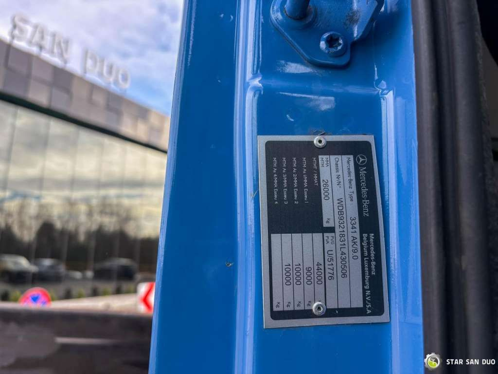 Новый Автоманипулятор Mercedes-Benz ACTROS 3341 6x6 HMF 4220 K4 CRANE KIPPER: фото 17 Новый Автоманипулятор Mercedes-Benz ACTROS 3341 6x6 HMF 4220 K4 CRANE KIPPER: фото 17