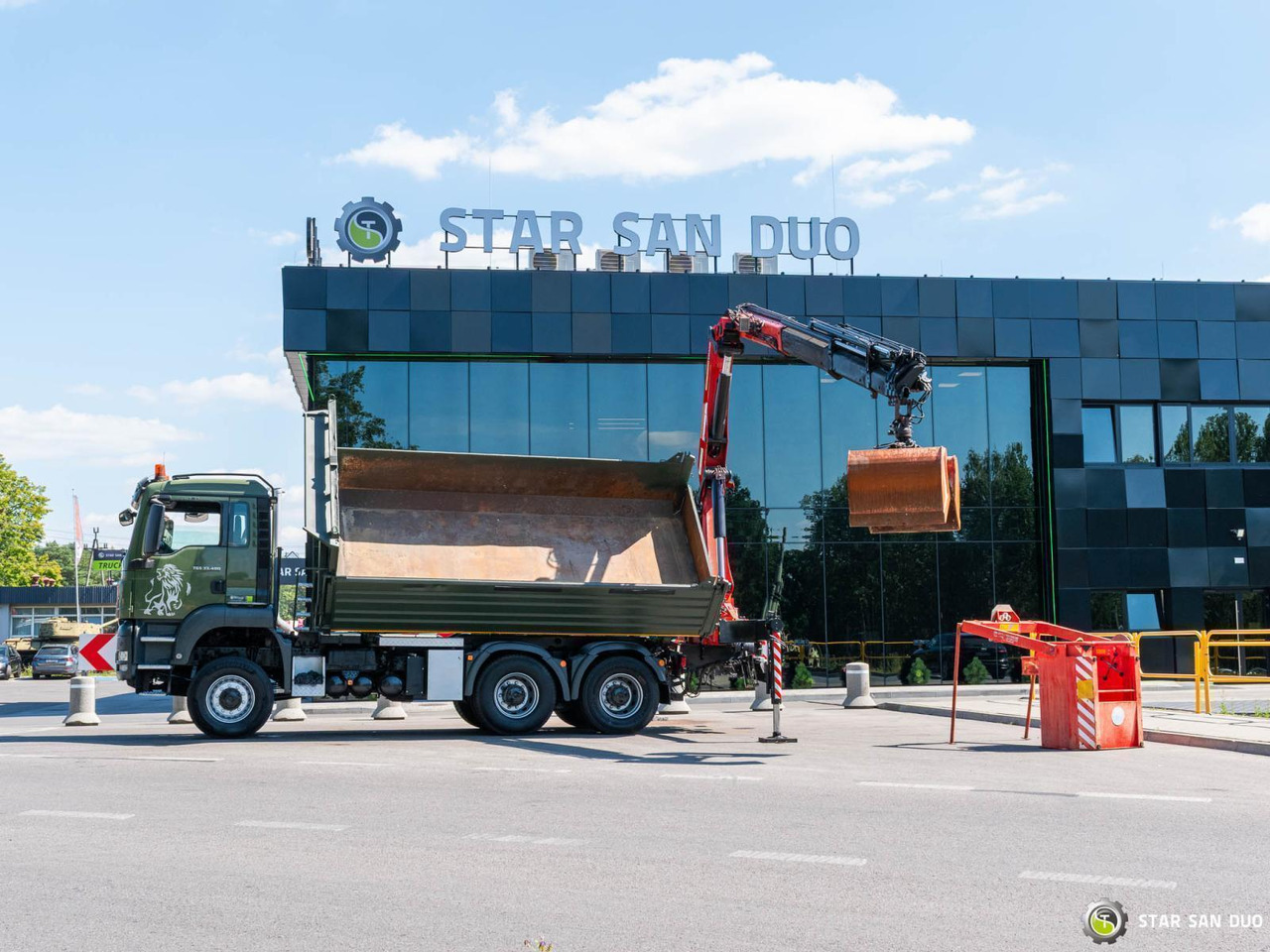 - Самосвал: фото 1 - Самосвал: фото 1
