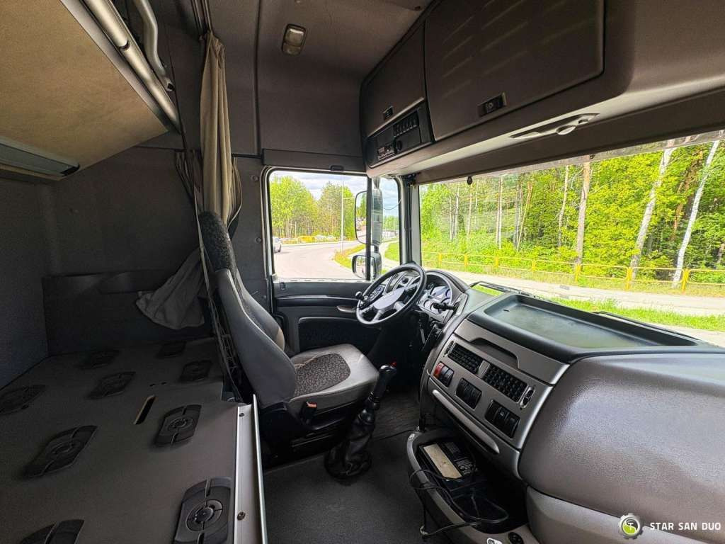 Тягач DAF  XF 105.510 8x4 FASSI F800 XP Crane Fifth wheel: фото 22