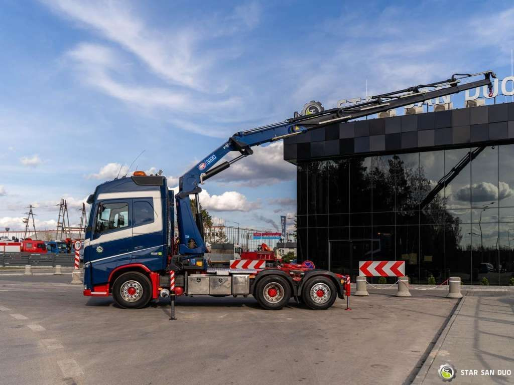 Volvo FH 500 6x2 HMF 3220-K5 HDS Crane Euro 6 - Автоманипулятор: фото 2 Volvo FH 500 6x2 HMF 3220-K5 HDS Crane Euro 6 - Автоманипулятор: фото 2
