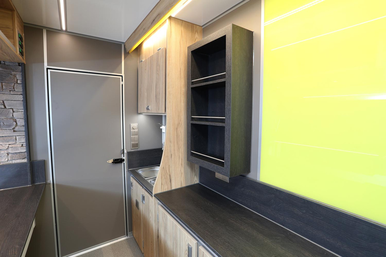 Новый Торговый грузовик Mobil BORCO HÖHNS: фото 10