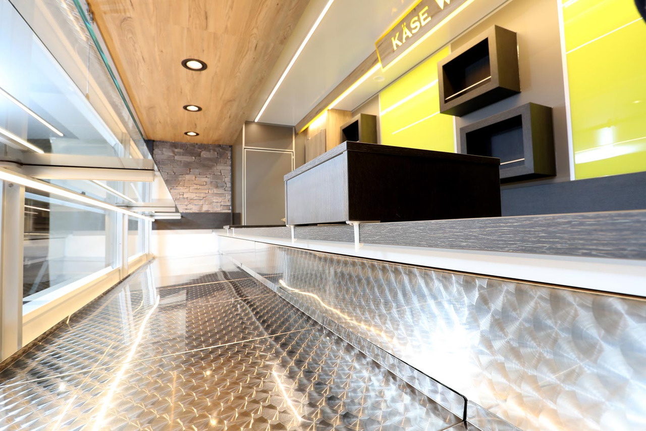 Новый Торговый грузовик Mobil BORCO HÖHNS: фото 9