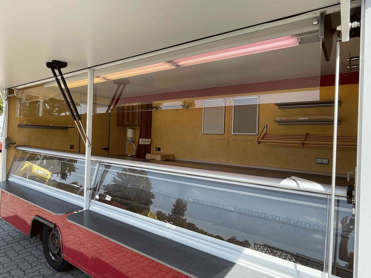 Mobil BORCO HÖHNS - Торговый грузовик: фото 4 Mobil BORCO HÖHNS - Торговый грузовик: фото 4