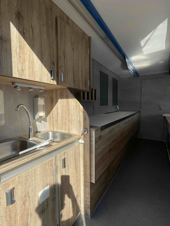 Wochenmarktmobil BORCO HÖHNS - Торговый грузовик: фото 5 Wochenmarktmobil BORCO HÖHNS - Торговый грузовик: фото 5