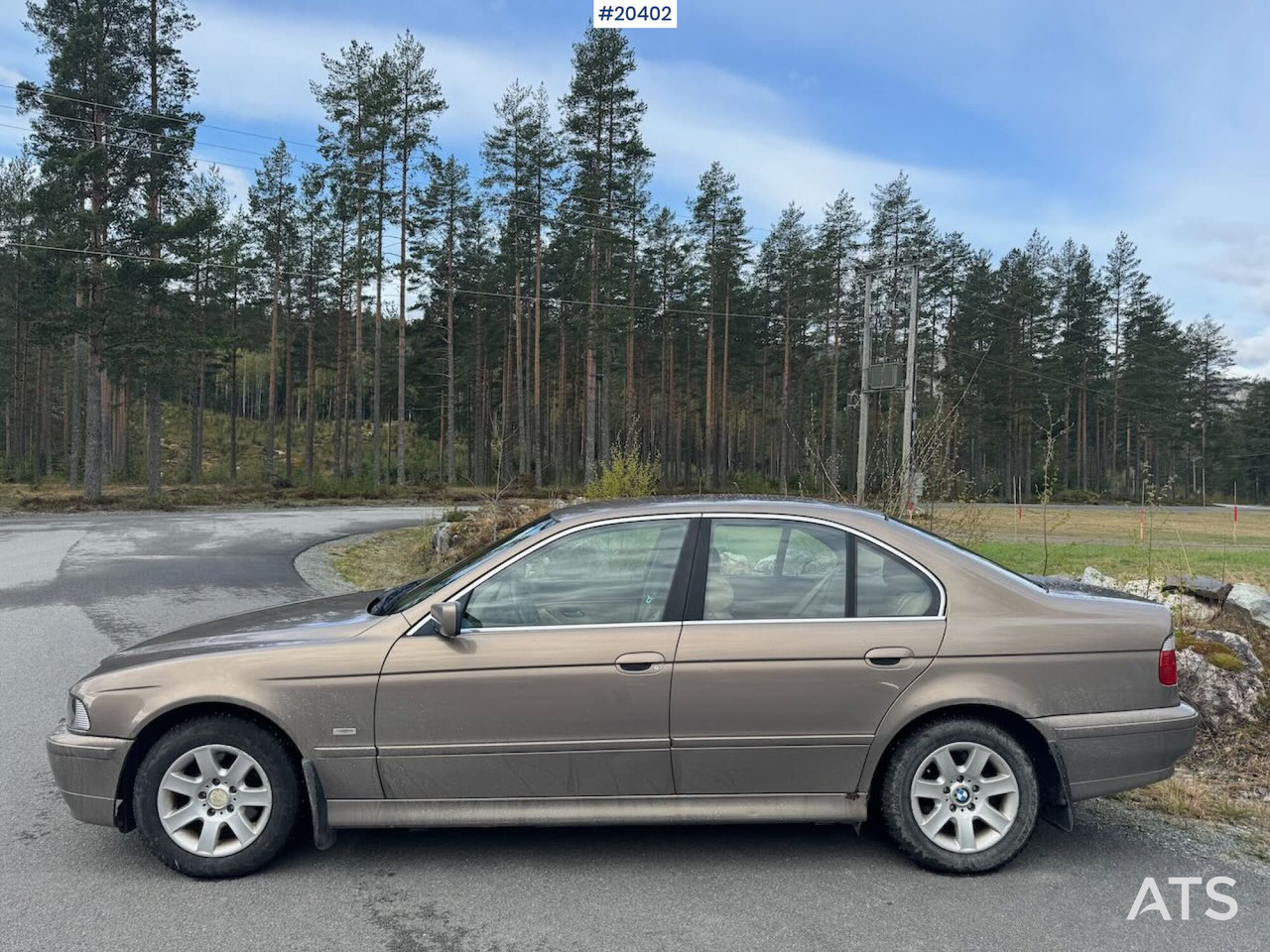 BMW 520 - Легковой автомобиль: фото 2 BMW 520 - Легковой автомобиль: фото 2