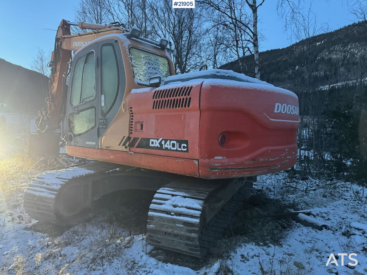 Doosan DX140LC Beltegraver m/ Engcon tilt og 2 skuffer. Nye belter. - Гусеничный экскаватор: фото 5 Doosan DX140LC Beltegraver m/ Engcon tilt og 2 skuffer. Nye belter. - Гусеничный экскаватор: фото 5