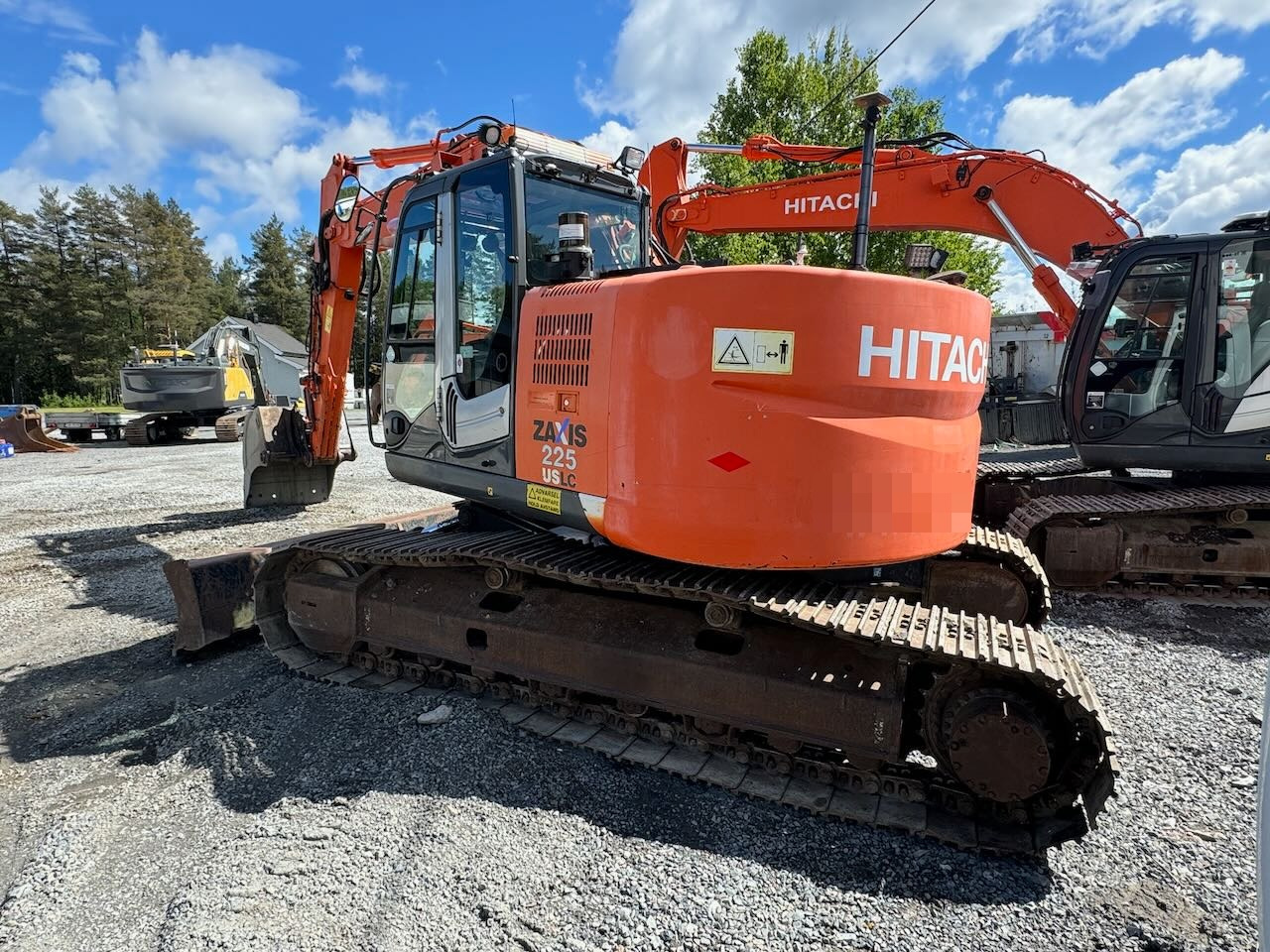 Hitachi ZX225 - Экскаватор: фото 5 Hitachi ZX225 - Экскаватор: фото 5