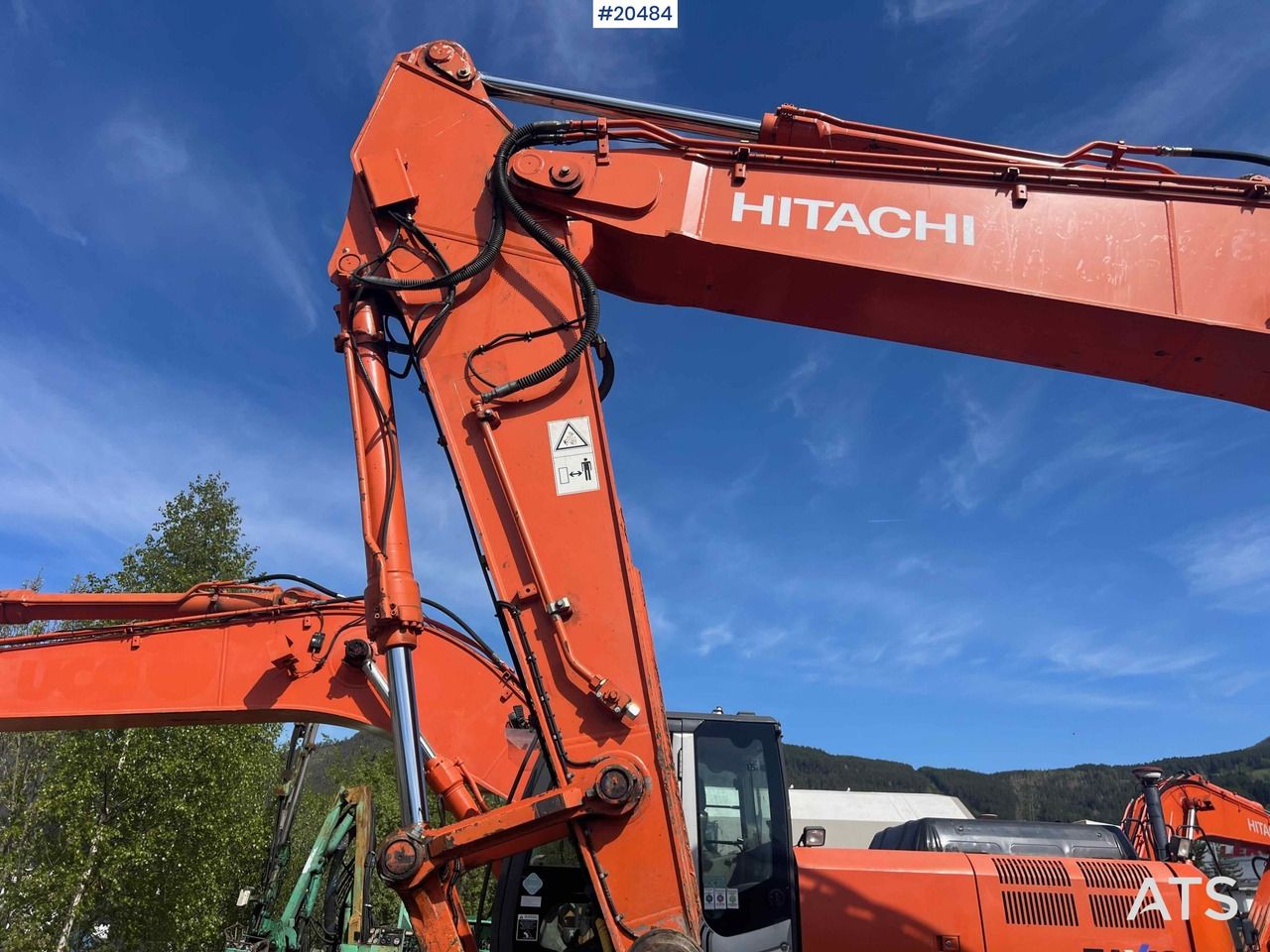 Экскаватор Hitachi ZX350LC-3: фото 25