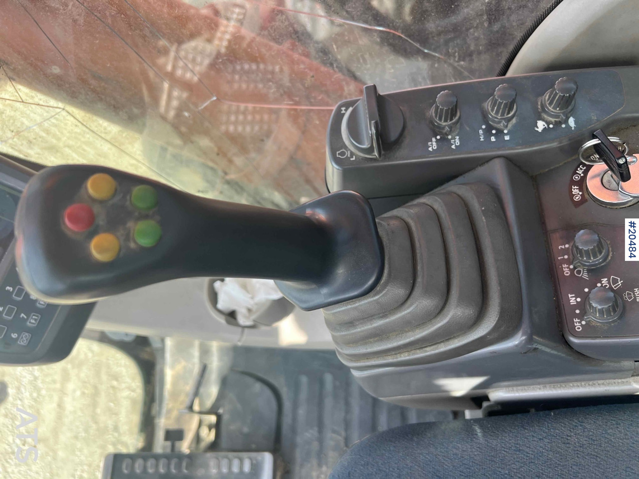 Экскаватор Hitachi ZX350LC-3: фото 17