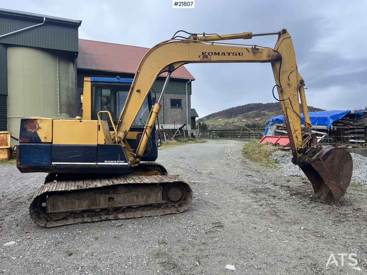 Komatsu pc60-5 gravemaskin m/ renskeskuffe,soldeskuffe og smalskuffe - Экскаватор: фото 3 Komatsu pc60-5 gravemaskin m/ renskeskuffe,soldeskuffe og smalskuffe - Экскаватор: фото 3