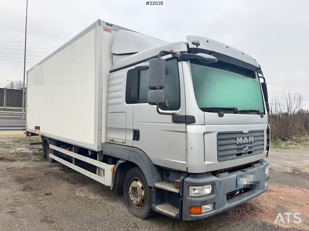 MAN 2008 MAN TGL 12.210 4x2 Skapbil m/ full sideåpning - Грузовик с закрытым кузовом: фото 4 MAN 2008 MAN TGL 12.210 4x2 Skapbil m/ full sideåpning - Грузовик с закрытым кузовом: фото 4