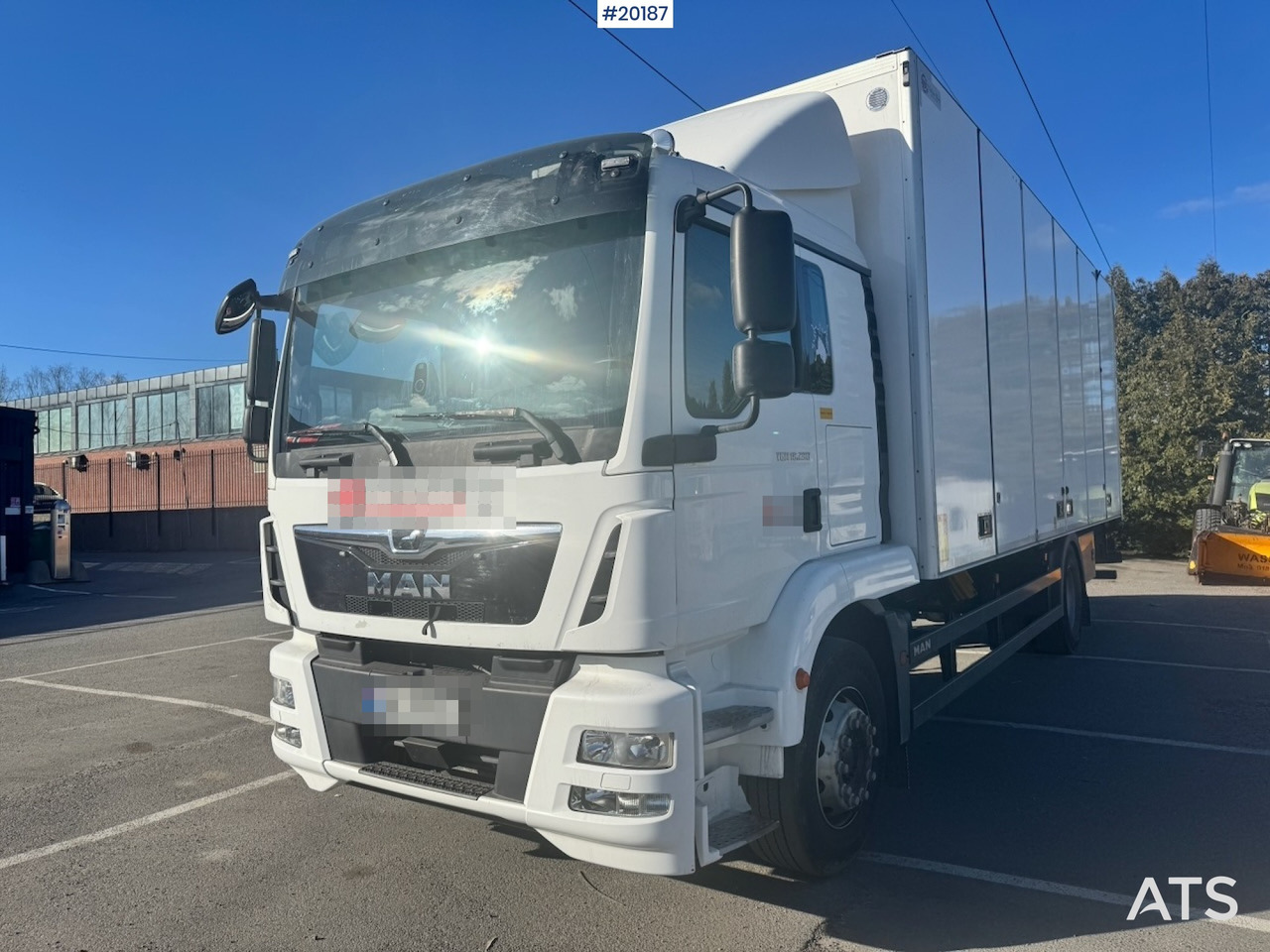 MAN TGM 18.290 - Грузовик с закрытым кузовом: фото 1 MAN TGM 18.290 - Грузовик с закрытым кузовом: фото 1