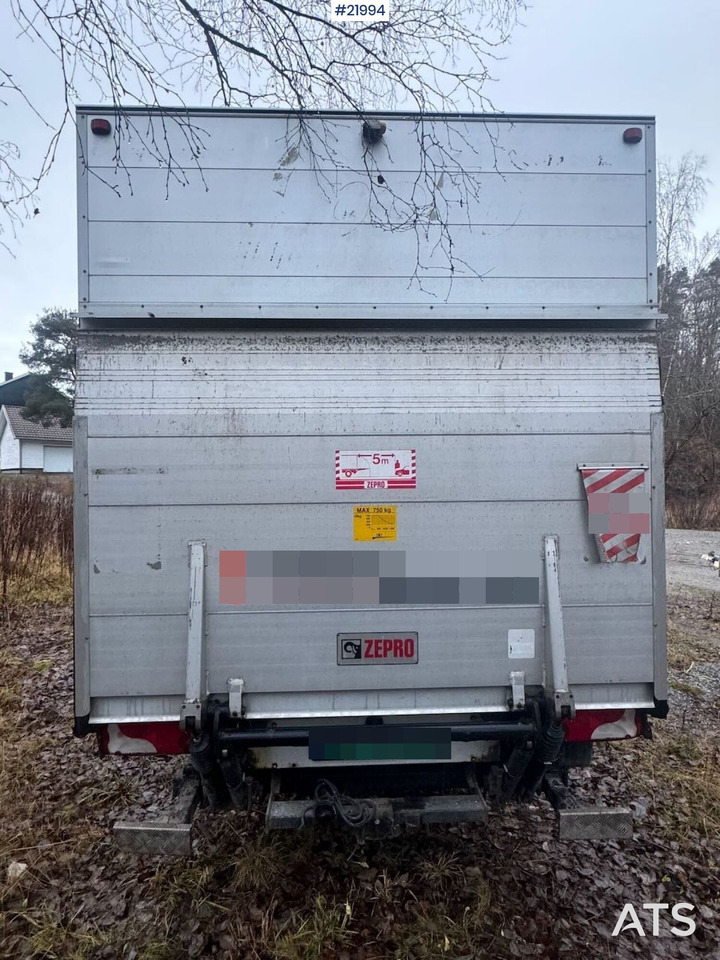 Цельнометаллический фургон Mercedes Sprinter: фото 6 Цельнометаллический фургон Mercedes Sprinter: фото 6