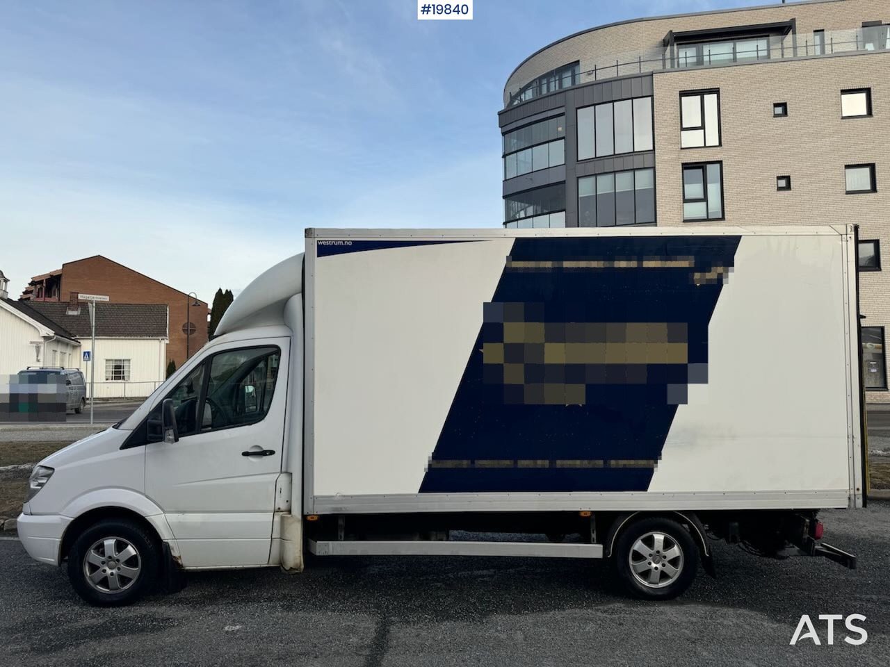 Mercedes Sprinter - Грузовик с закрытым кузовом: фото 2 Mercedes Sprinter - Грузовик с закрытым кузовом: фото 2