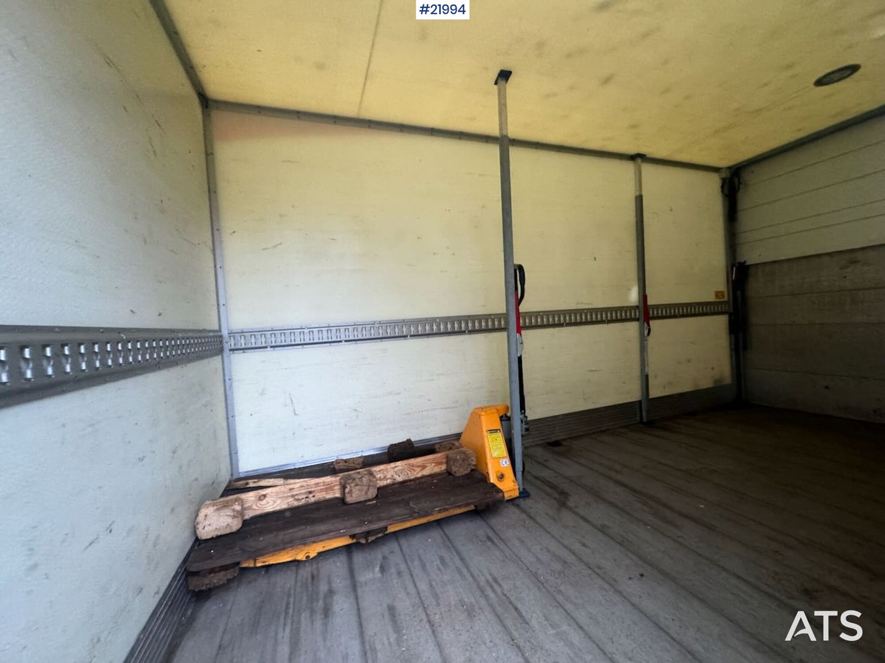 Цельнометаллический фургон Mercedes Sprinter: фото 23 Цельнометаллический фургон Mercedes Sprinter: фото 23