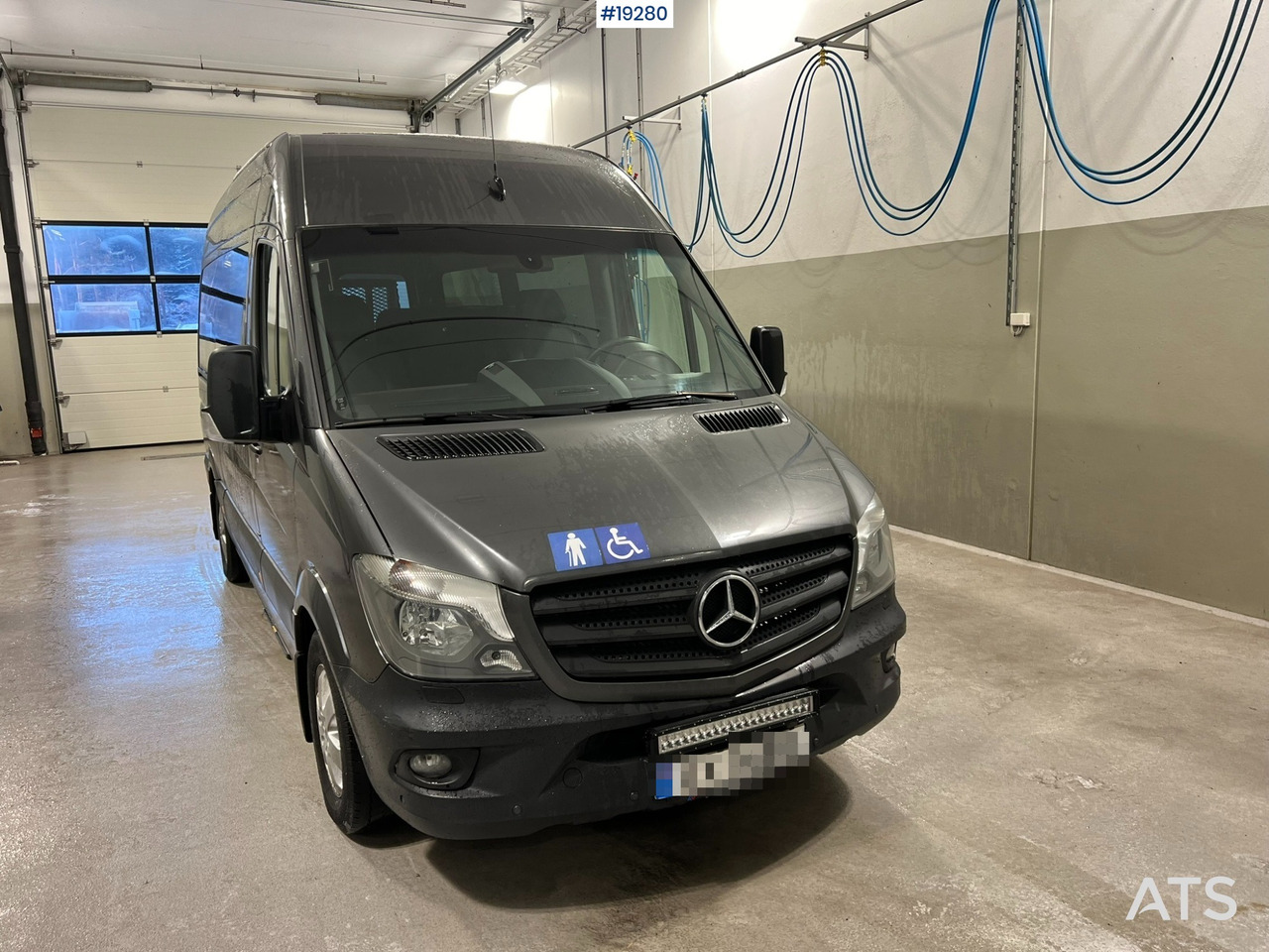 Микроавтобус, Пассажирский фургон Mercedes Sprinter: фото 1