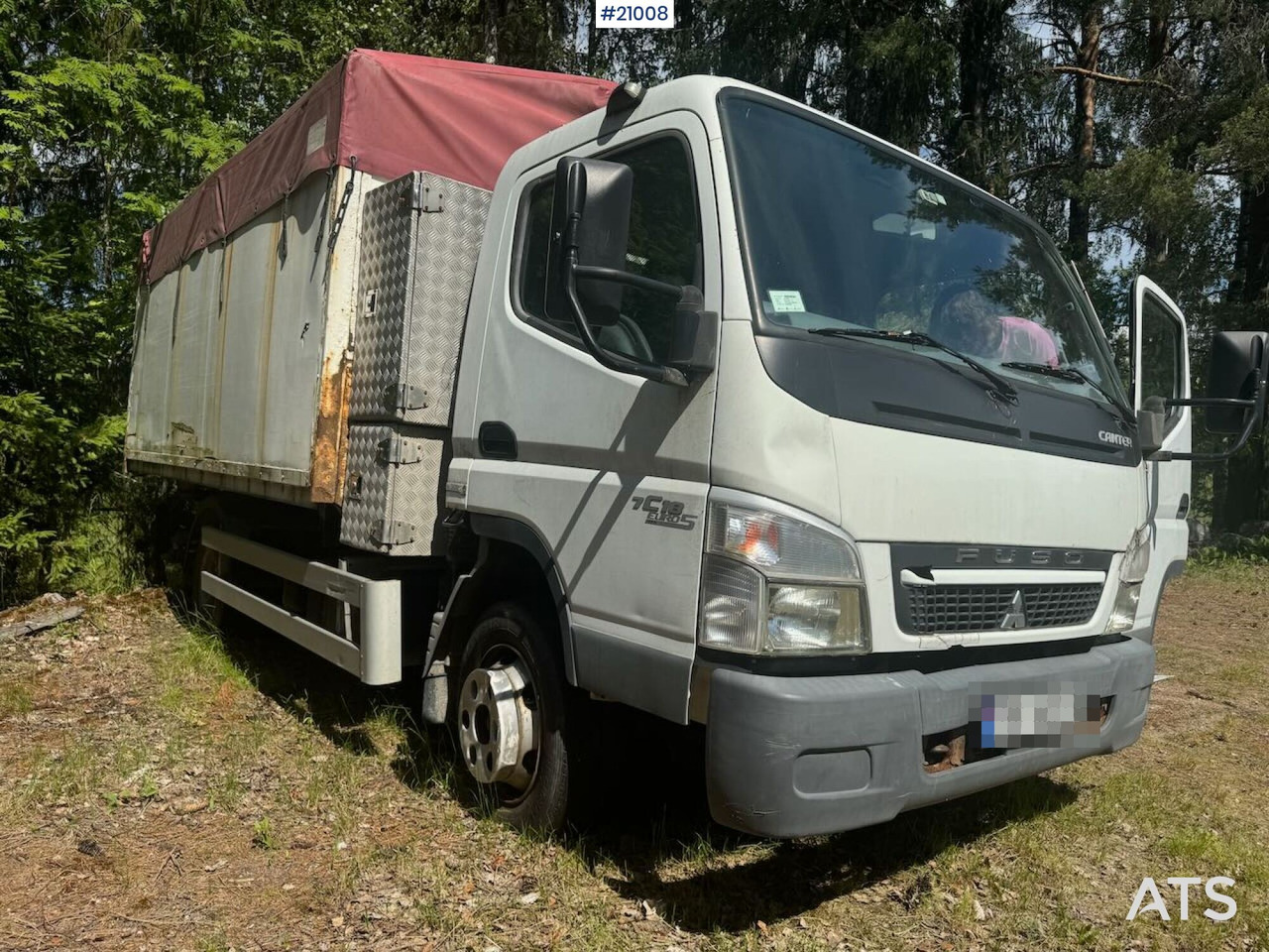 Mitsubishi Fuso Canter - Грузовик бортовой/ Платформа: фото 3 Mitsubishi Fuso Canter - Грузовик бортовой/ Платформа: фото 3