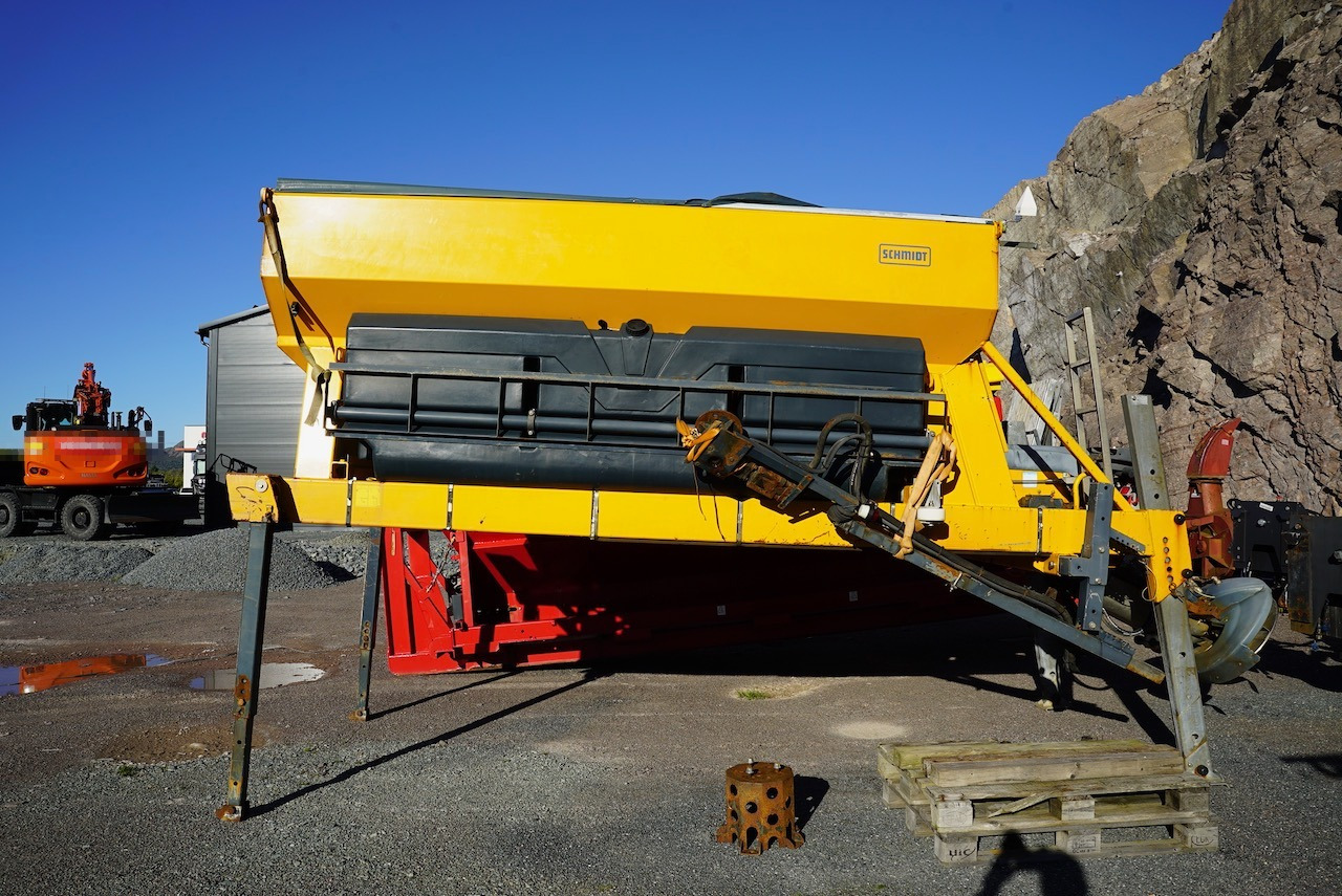 Schmidt Schmidt Stratos B70-36 sandstrøer med styringspanel - Разбрасыватель песка/ Соли: фото 2 Schmidt Schmidt Stratos B70-36 sandstrøer med styringspanel - Разбрасыватель песка/ Соли: фото 2