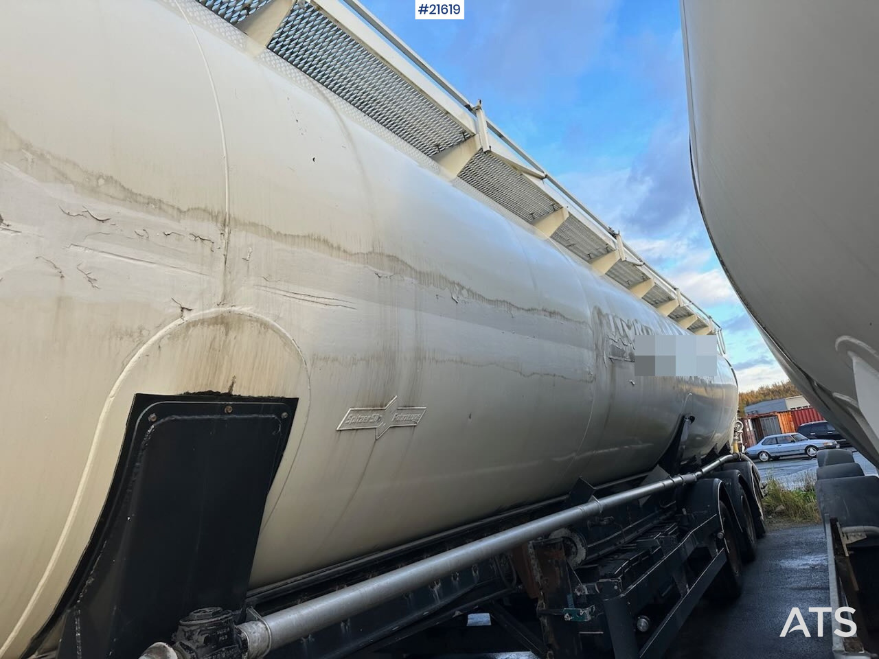 Spitzer 1996 Spitzer silo-trailer 3 akslet bulkhenger - Полуприцеп цистерна для сыпучих грузов: фото 4 Spitzer 1996 Spitzer silo-trailer 3 akslet bulkhenger - Полуприцеп цистерна для сыпучих грузов: фото 4