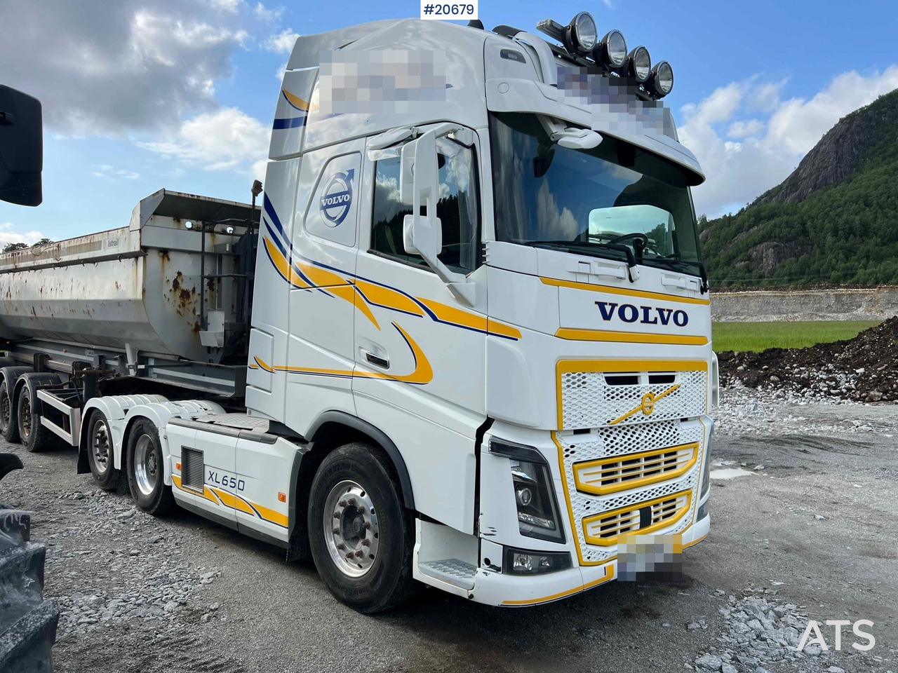 Тягач Volvo FH: фото 27