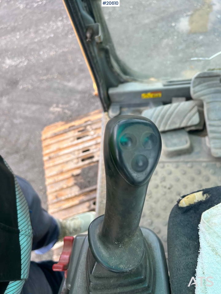 Экскаватор Volvo EC240B: фото 39