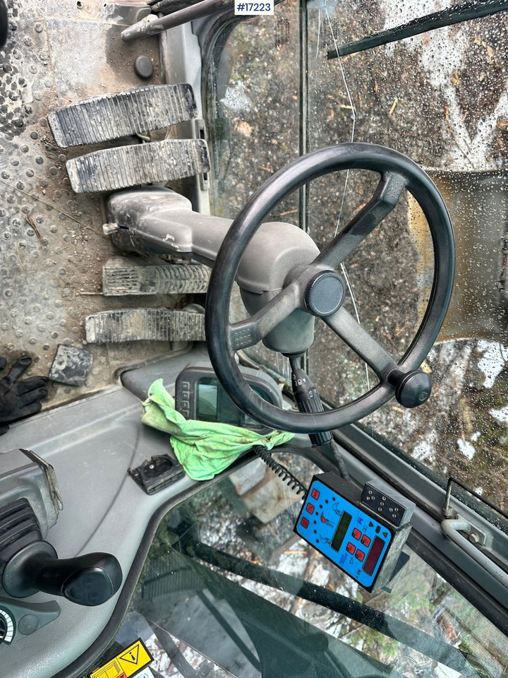 Колёсный экскаватор Volvo EW160B: фото 34