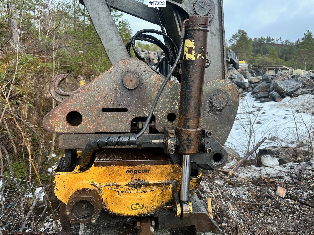 Колёсный экскаватор Volvo EW160B: фото 28