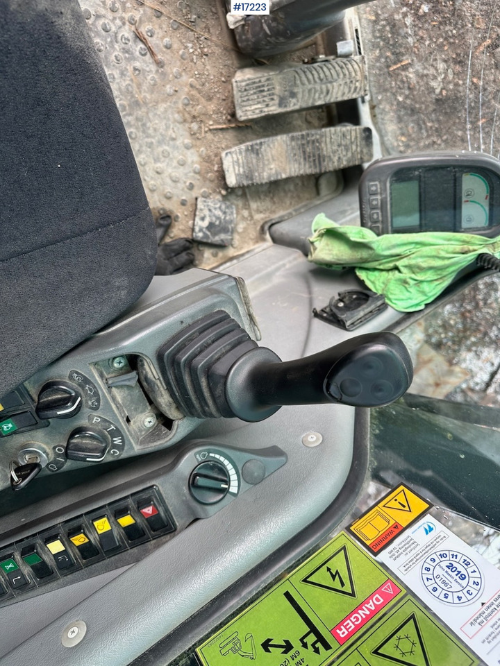 Колёсный экскаватор Volvo EW160B: фото 36