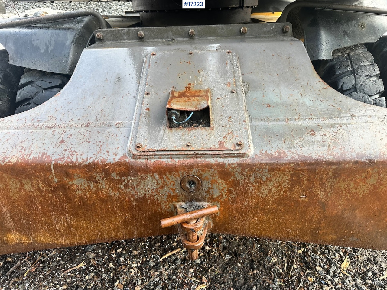 Колёсный экскаватор Volvo EW160B: фото 11