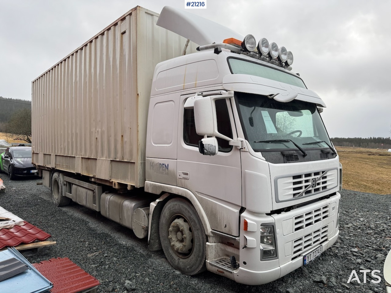 Грузовик с закрытым кузовом Volvo FM9: фото 10