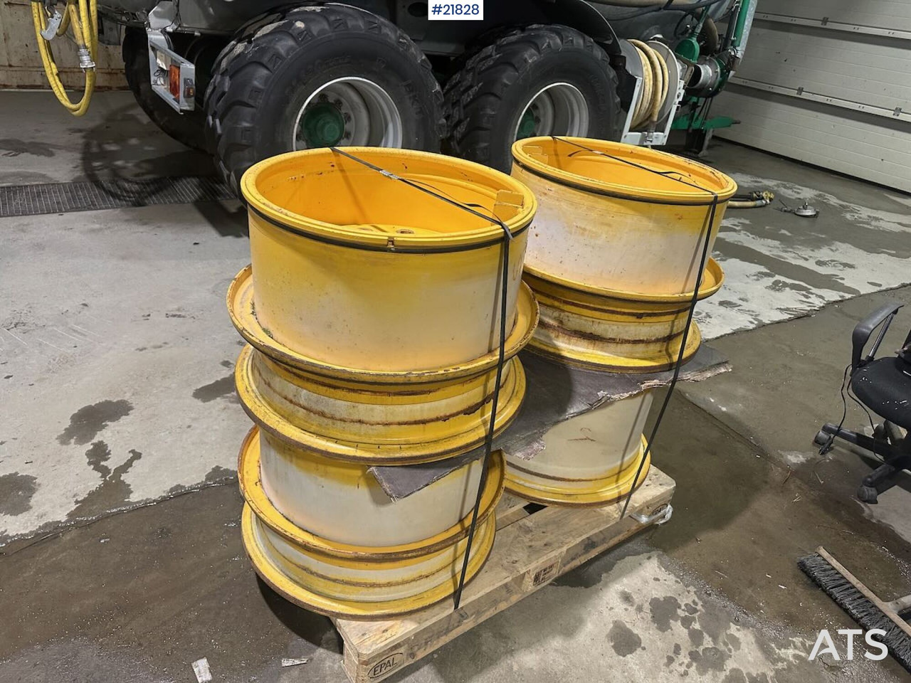 Volvo L60H - Колесный диск для Строительной техники: фото 1 Volvo L60H - Колесный диск для Строительной техники: фото 1