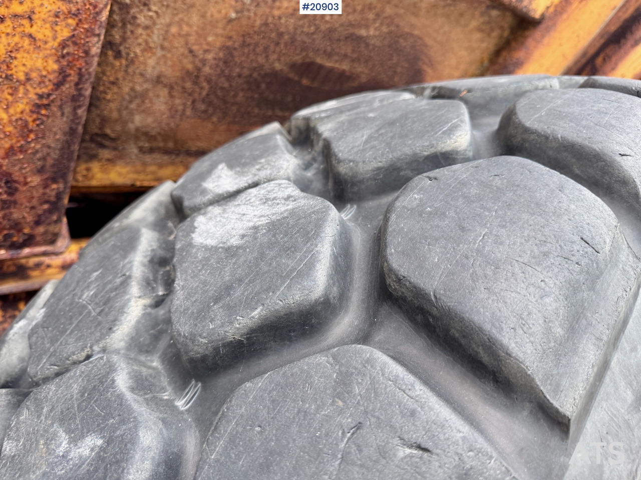 Yokohama RB31- 20.5R25 - Колесо для Строительной техники: фото 4 Yokohama RB31- 20.5R25 - Колесо для Строительной техники: фото 4