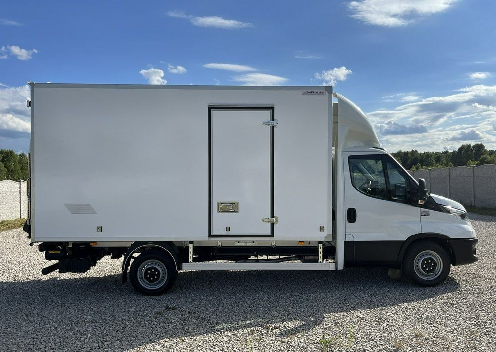 Iveco Daily - Малотоннажный фургон: фото 1 Iveco Daily - Малотоннажный фургон: фото 1