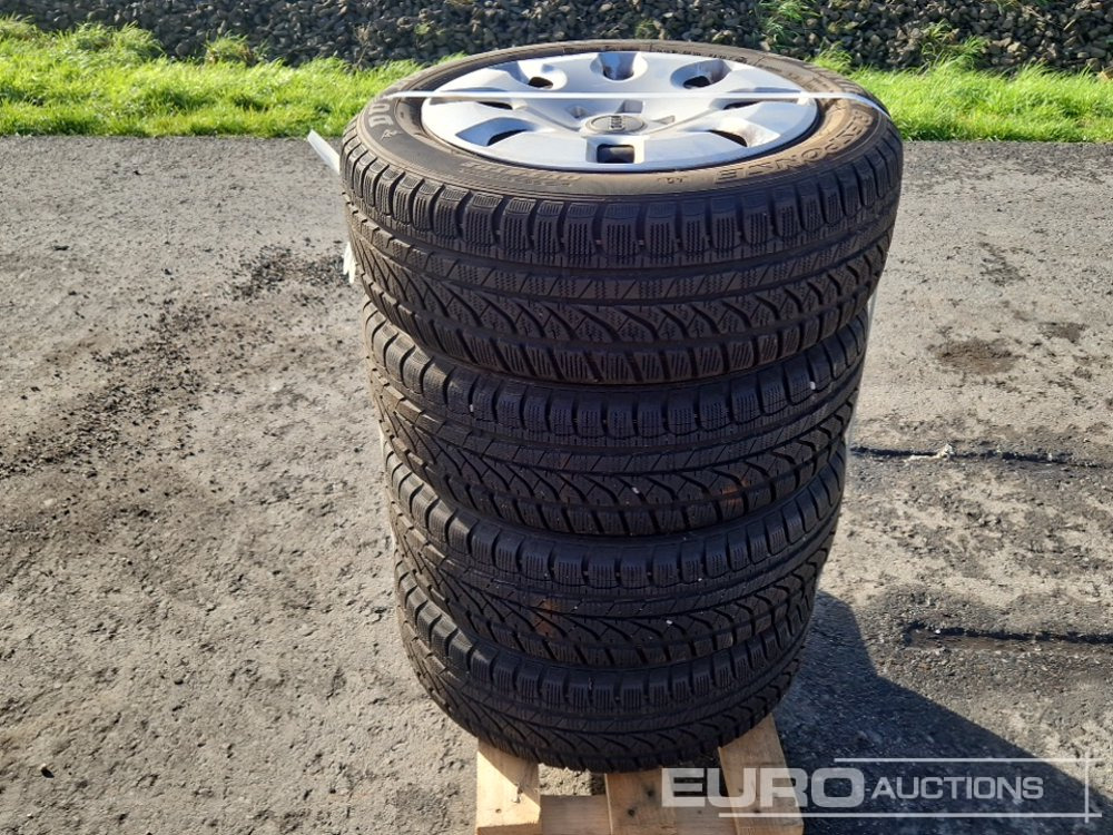 185/60R15 Tyres with Rims - Шина: фото 1 185/60R15 Tyres with Rims - Шина: фото 1