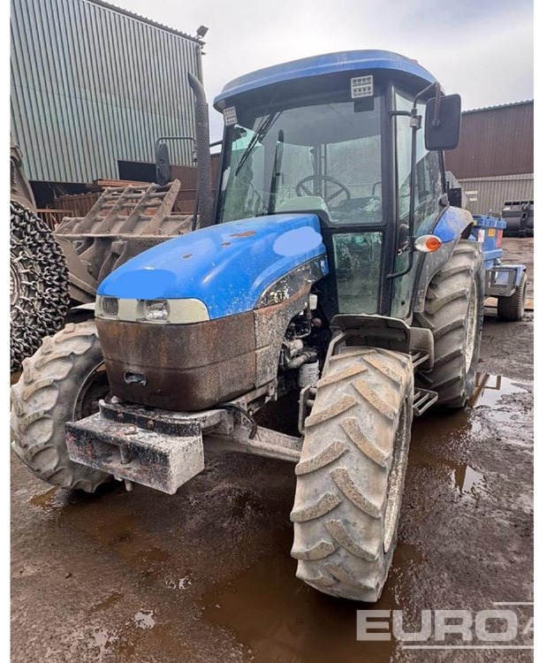 2009 New Holland TD5010 - Трактор: фото 1 2009 New Holland TD5010 - Трактор: фото 1