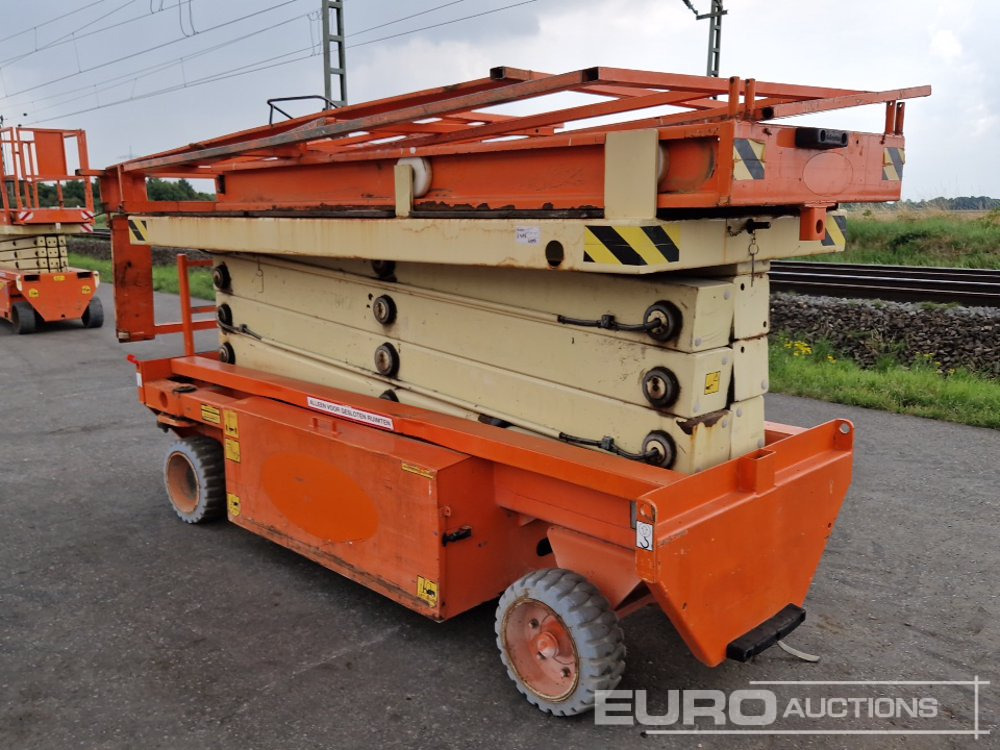 2010 Holland Lift MONOSTAR X-105EL12 Electric Scissor Lift, 10.5m Working Height, 500kg Platform Capacity, Extending Deck, Non Marking Tyres - Подъёмник: фото 3 2010 Holland Lift MONOSTAR X-105EL12 Electric Scissor Lift, 10.5m Working Height, 500kg Platform Capacity, Extending Deck, Non Marking Tyres - Подъёмник: фото 3