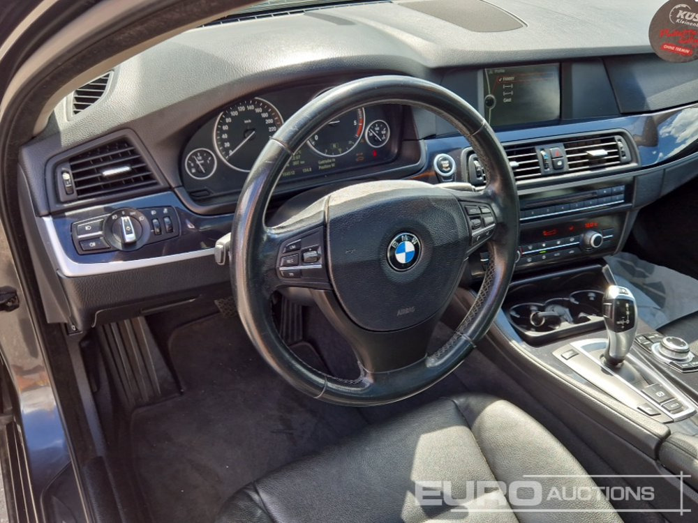 Легковой автомобиль 2011 BMW 5 SERIES: фото 30