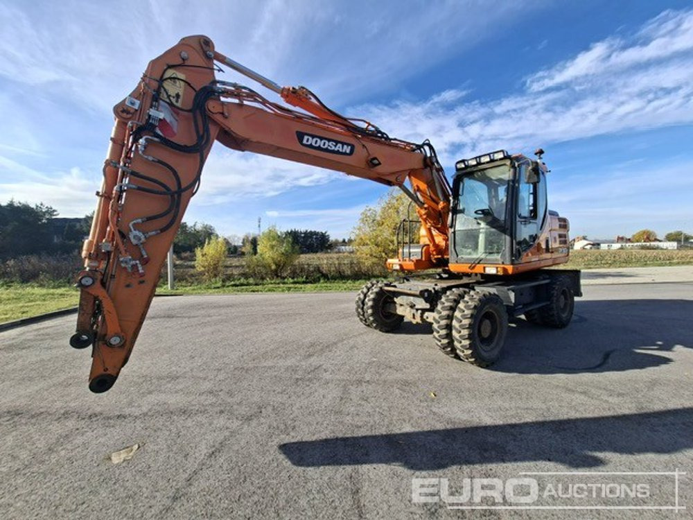 2013 Doosan DX160W-3 - Колёсный экскаватор: фото 1 2013 Doosan DX160W-3 - Колёсный экскаватор: фото 1