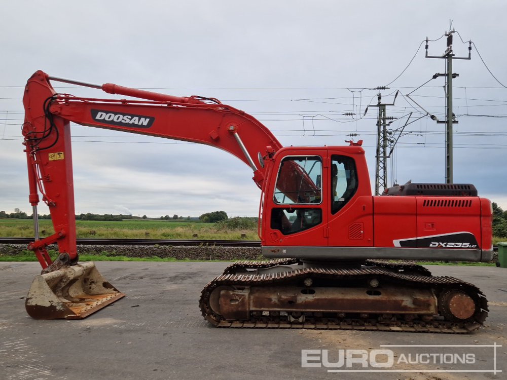 2014 Doosan DX235NLC-5 - Гусеничный экскаватор: фото 2 2014 Doosan DX235NLC-5 - Гусеничный экскаватор: фото 2