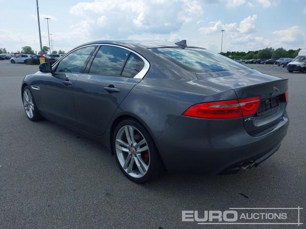 2015 Jaguar XE - Легковой автомобиль: фото 2 2015 Jaguar XE - Легковой автомобиль: фото 2