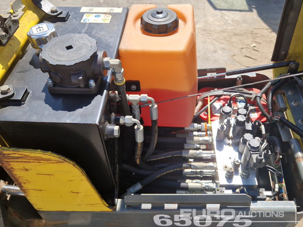 Асфальтоукладочная техника 2015 Wacker Neuson Roller RT: фото 10