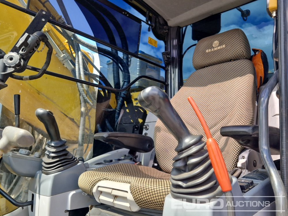 Гусеничный экскаватор 2016 Hitachi ZX225USLC-5B: фото 42