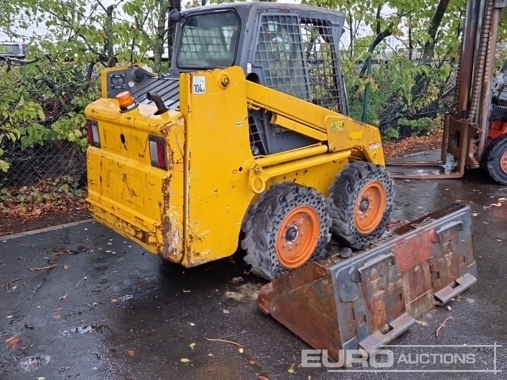Bobcat S130 - Мини-погрузчик с бортовым поворотом: фото 4 Bobcat S130 - Мини-погрузчик с бортовым поворотом: фото 4