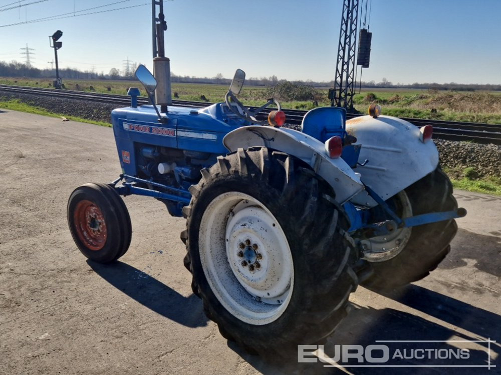 Ford 2000 - Трактор: фото 3 Ford 2000 - Трактор: фото 3